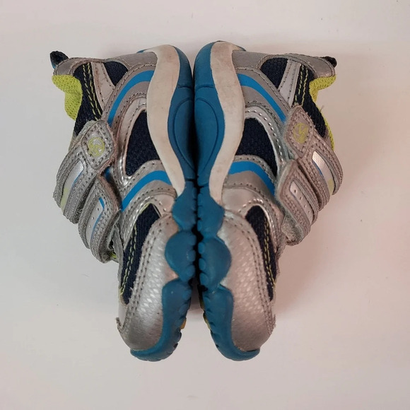 Stride Rite SRT Gray/Blue Falcon Sneakers in Size 4M - Picture 6 of 10